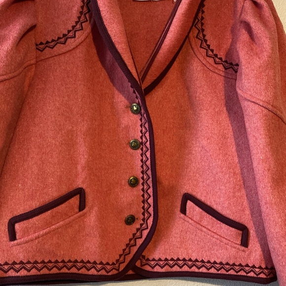 ANTIK BATIK
WOMEN'S WILLIAM JACKET - Picture 4 of 8